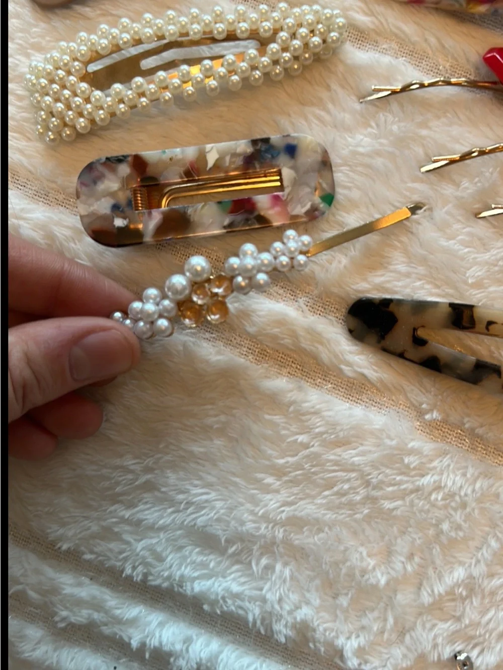 Pearl and Tortoiseshell Women's Hair Clip Set - 12 Piece - Picture 2 of 4